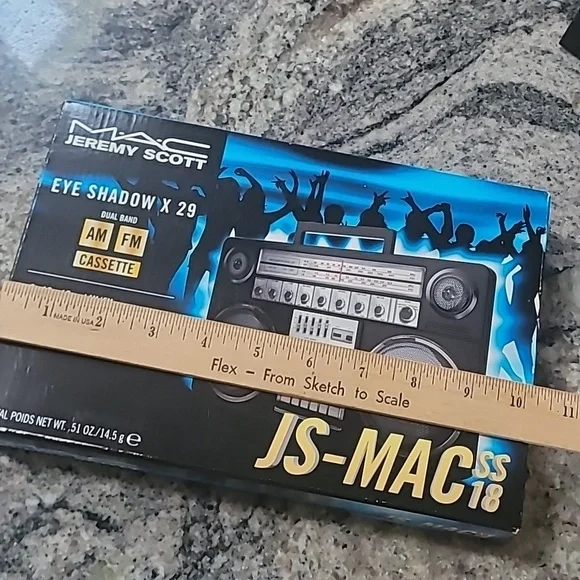 Jeremy Scott MAC Pallet, Discontinued & Sold Out, New in Box - Picture 9 of 15